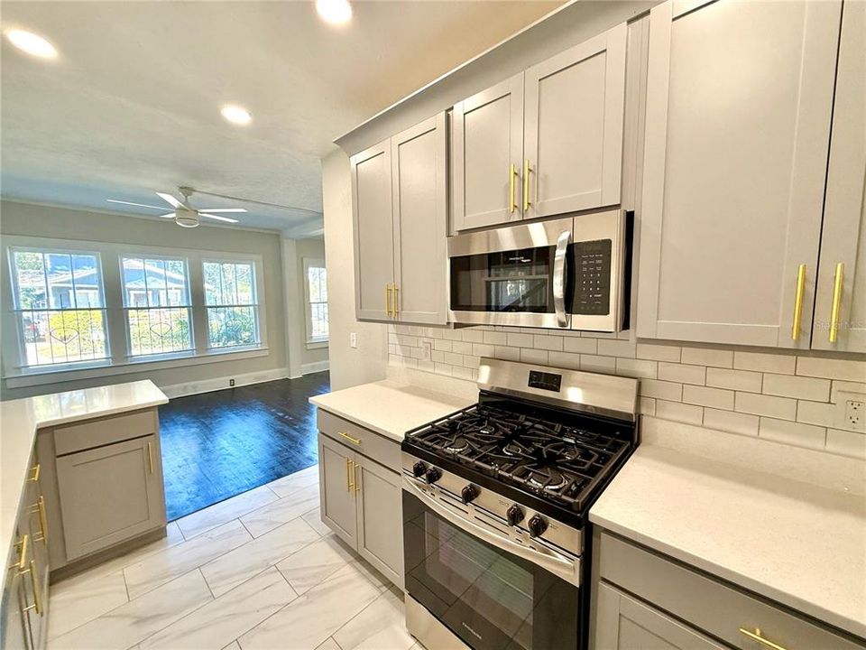 En Renta: $1,800 (2 camas, 1 baños, 950 Pies cuadrados)