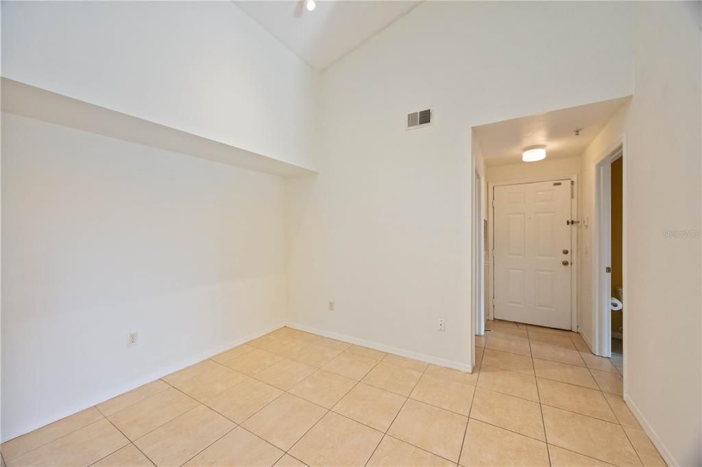 待售: $199,900 (2 贝兹, 2 浴室, 1089 平方英尺)