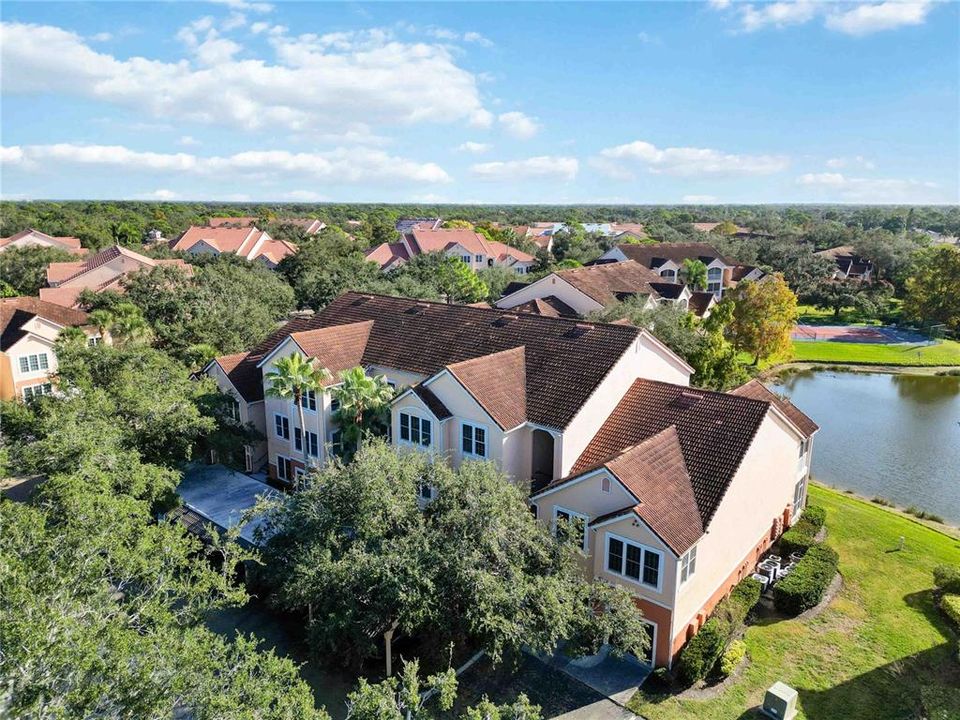 待售: $199,900 (2 贝兹, 2 浴室, 1089 平方英尺)