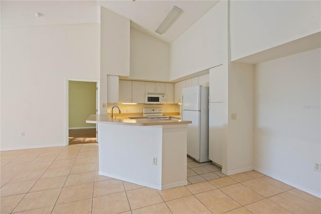 待售: $199,900 (2 贝兹, 2 浴室, 1089 平方英尺)