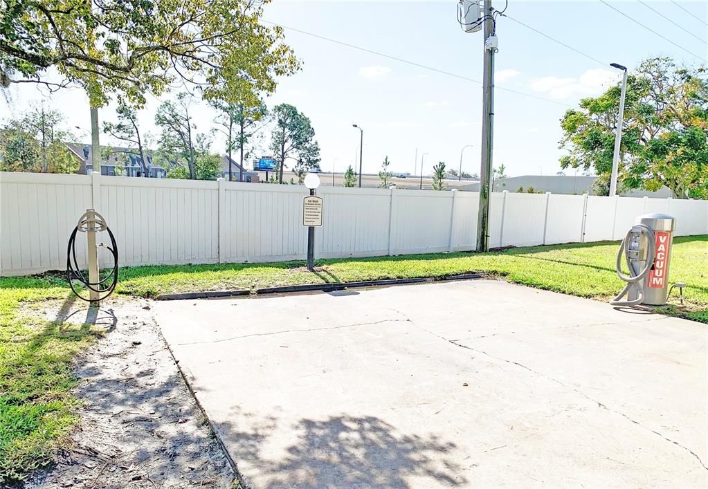 For Rent: $1,350 (2 beds, 1 baths, 768 Square Feet)