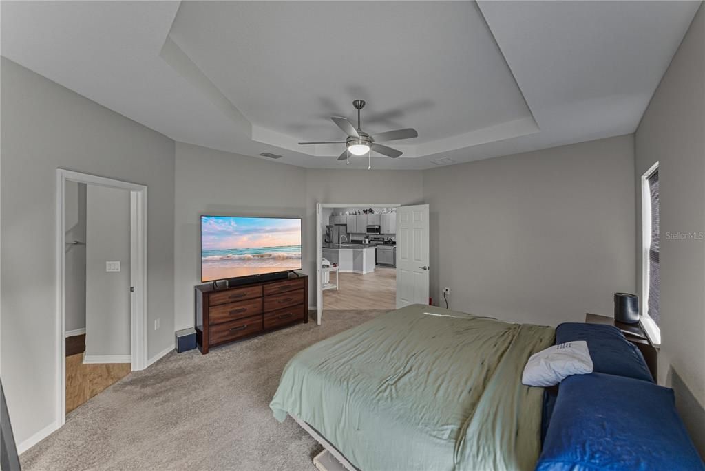 For Sale: $375,000 (4 beds, 2 baths, 2041 Square Feet)