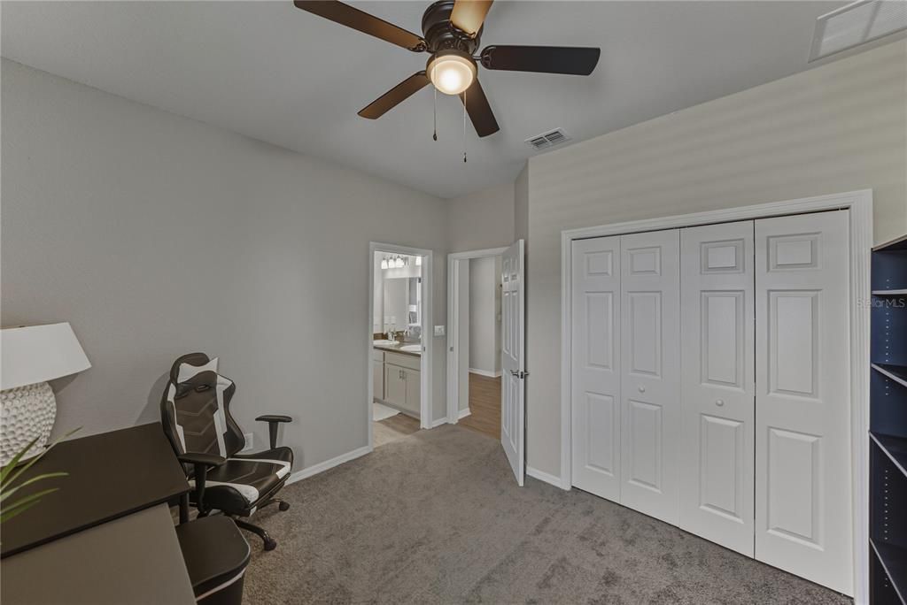 For Sale: $375,000 (4 beds, 2 baths, 2041 Square Feet)