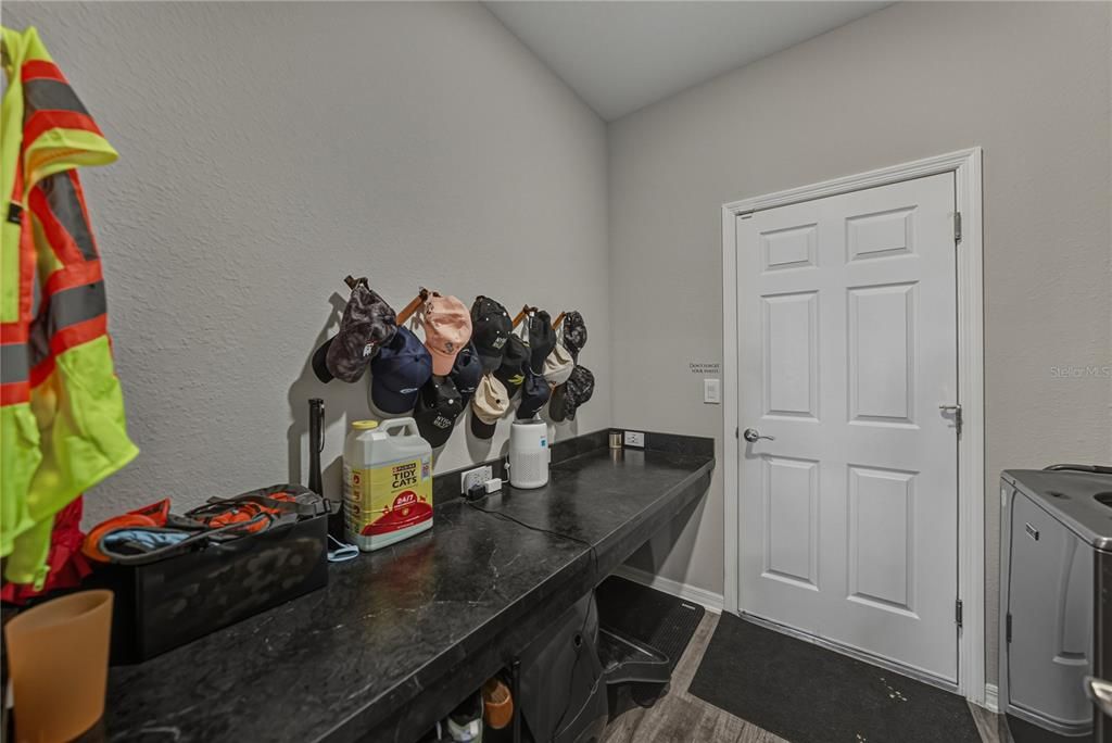 For Sale: $375,000 (4 beds, 2 baths, 2041 Square Feet)