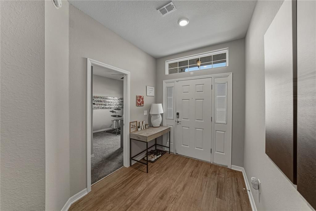 For Sale: $375,000 (4 beds, 2 baths, 2041 Square Feet)