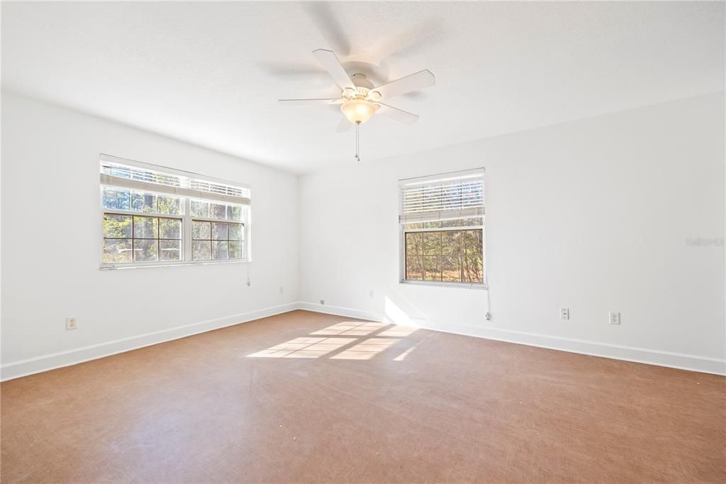 En Venta: $260,000 (2 camas, 2 baños, 1440 Pies cuadrados)