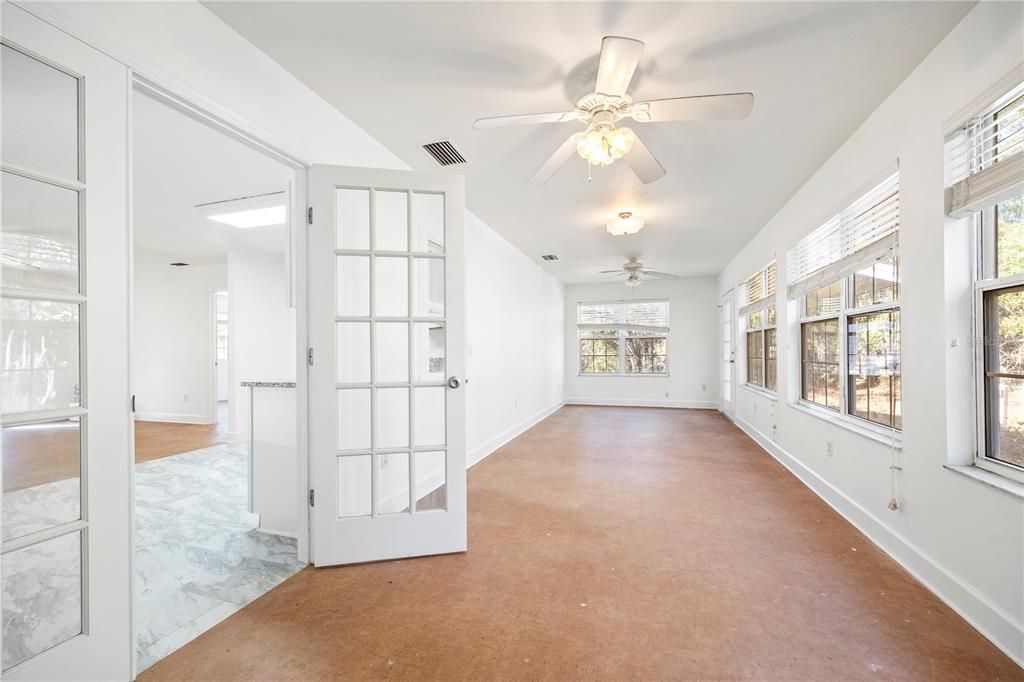 En Venta: $260,000 (2 camas, 2 baños, 1440 Pies cuadrados)