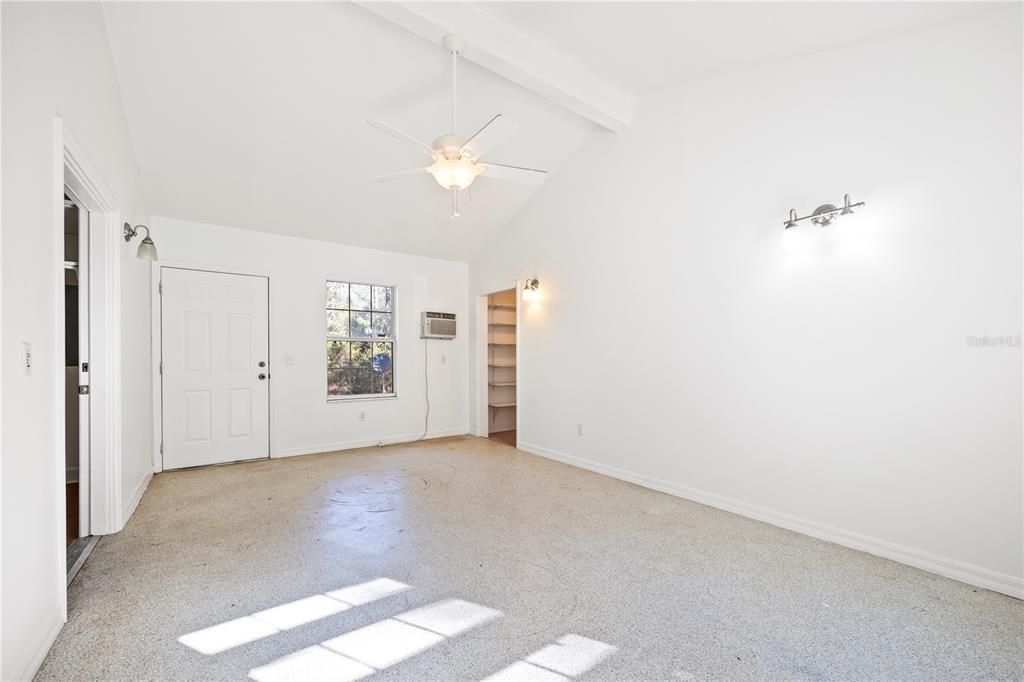 En Venta: $260,000 (2 camas, 2 baños, 1440 Pies cuadrados)