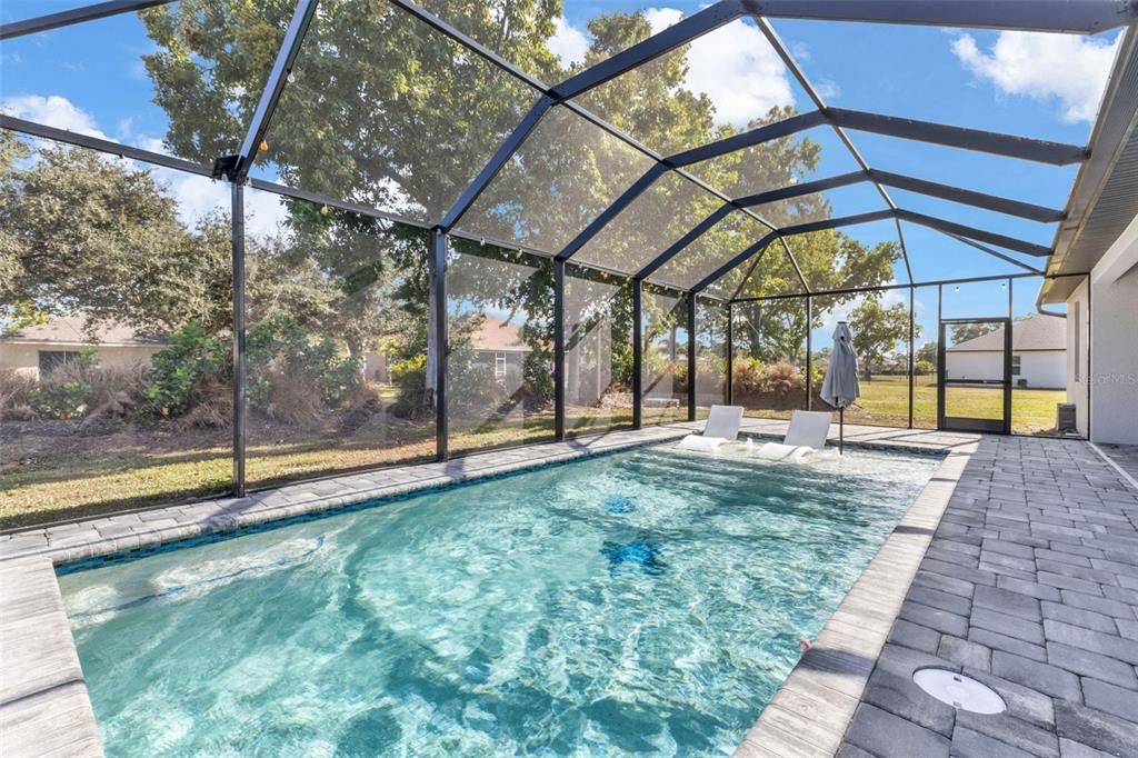 待售: $415,000 (4 贝兹, 2 浴室, 2077 平方英尺)