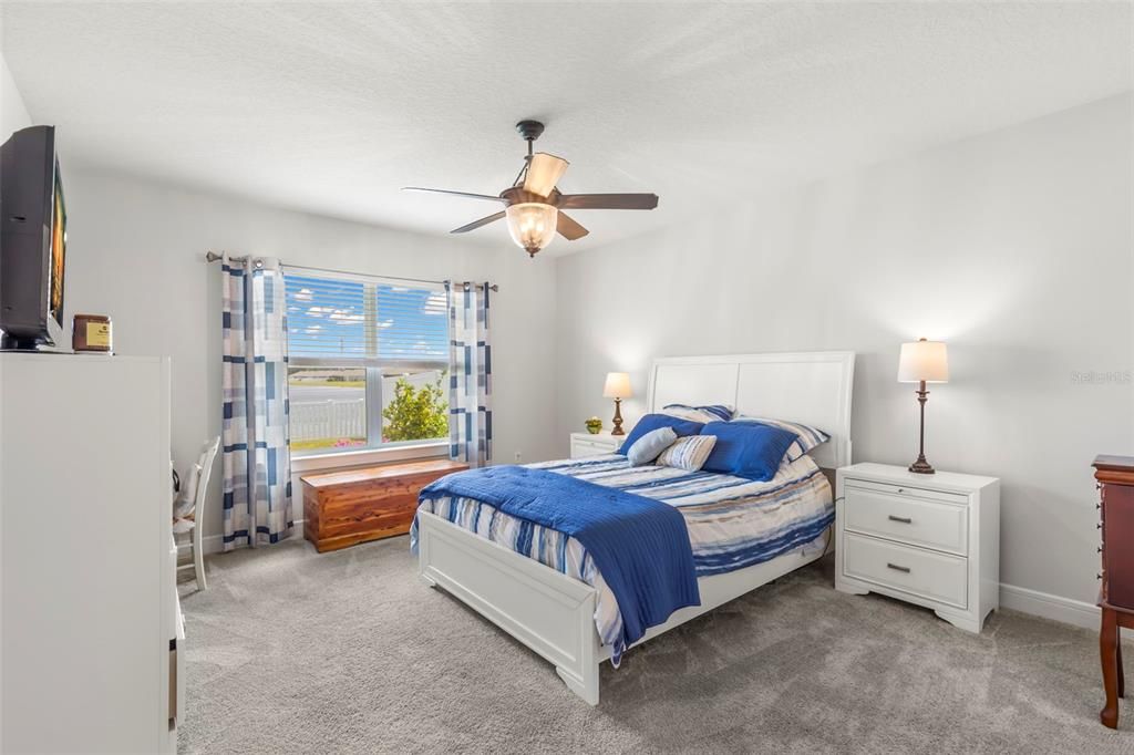 For Rent: $2,475 (4 beds, 2 baths, 1844 Square Feet)