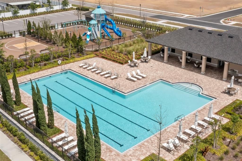 For Rent: $2,475 (4 beds, 2 baths, 1844 Square Feet)