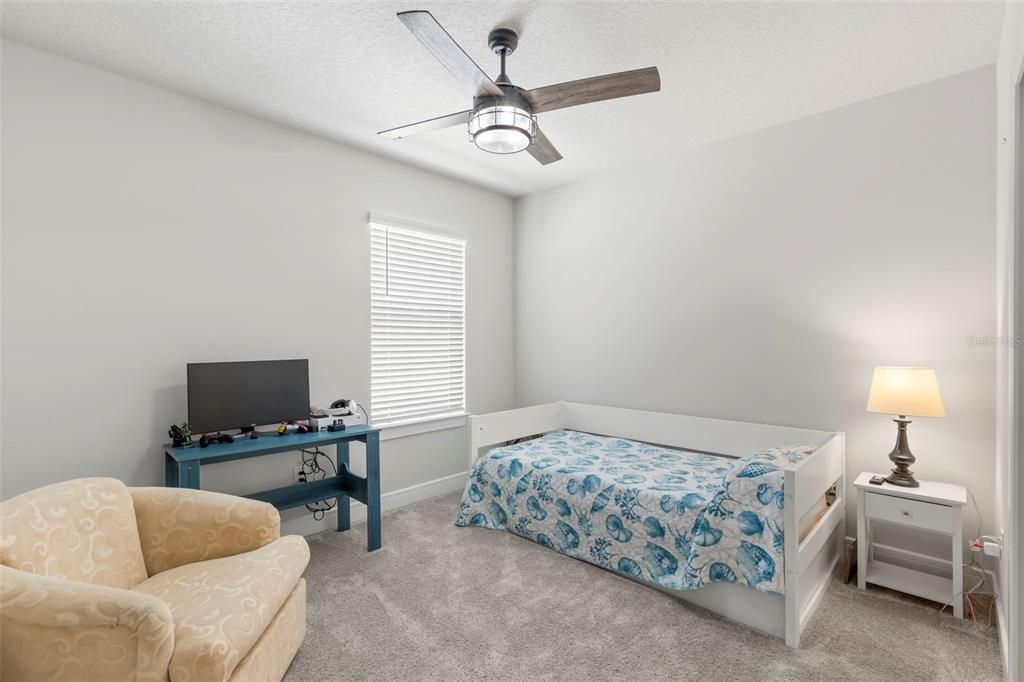 For Rent: $2,475 (4 beds, 2 baths, 1844 Square Feet)