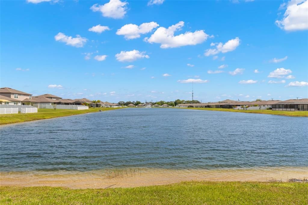 For Rent: $2,475 (4 beds, 2 baths, 1844 Square Feet)