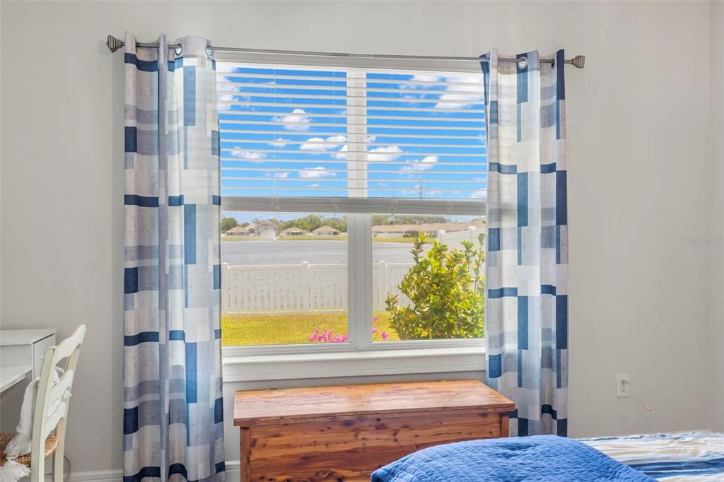 For Rent: $2,475 (4 beds, 2 baths, 1844 Square Feet)