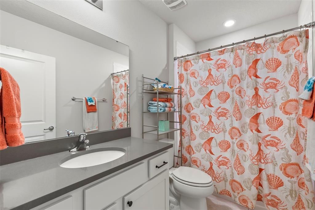 For Rent: $2,475 (4 beds, 2 baths, 1844 Square Feet)