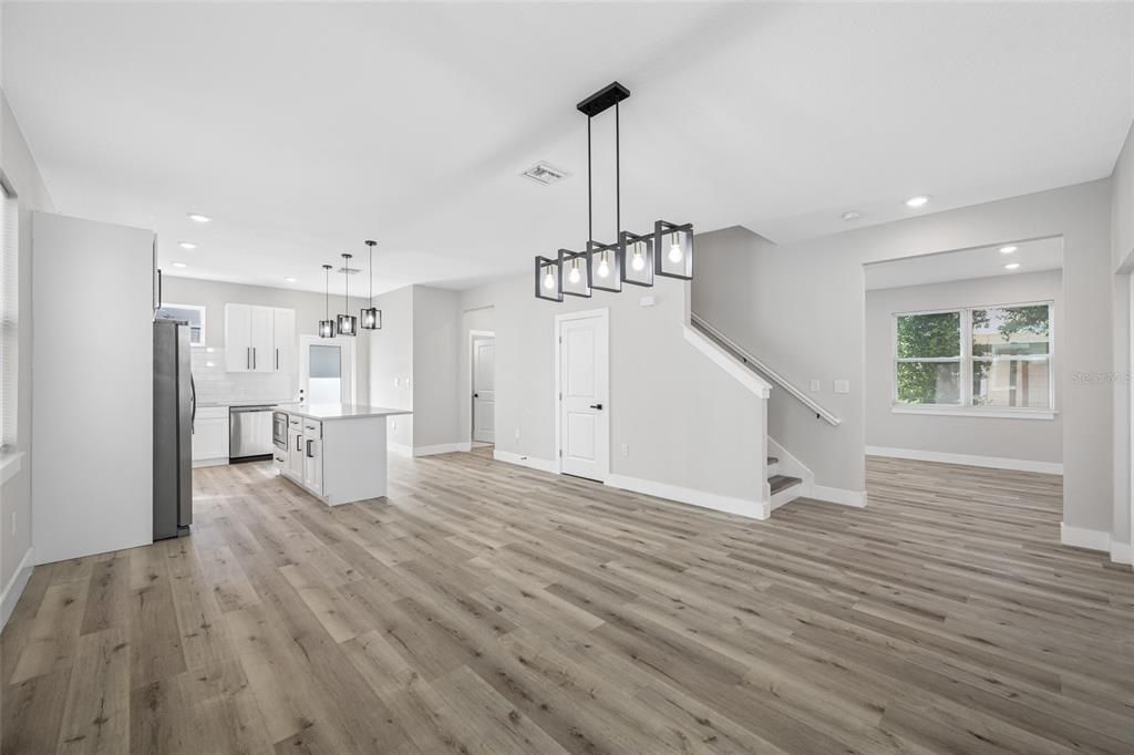 For Rent: $4,500 (3 beds, 2 baths, 2048 Square Feet)