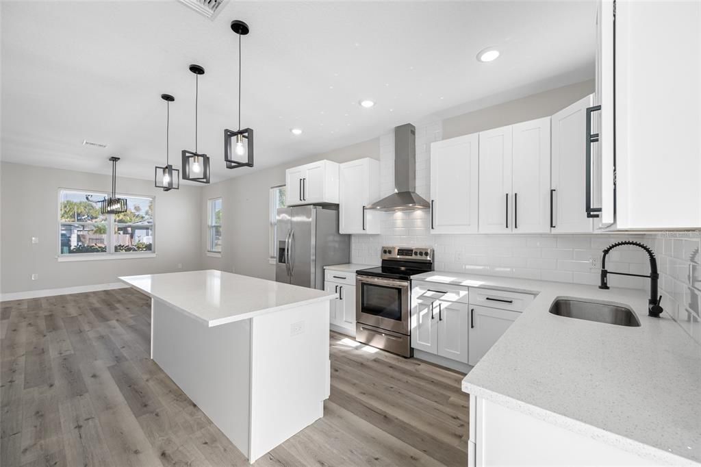 For Rent: $4,500 (3 beds, 2 baths, 2048 Square Feet)