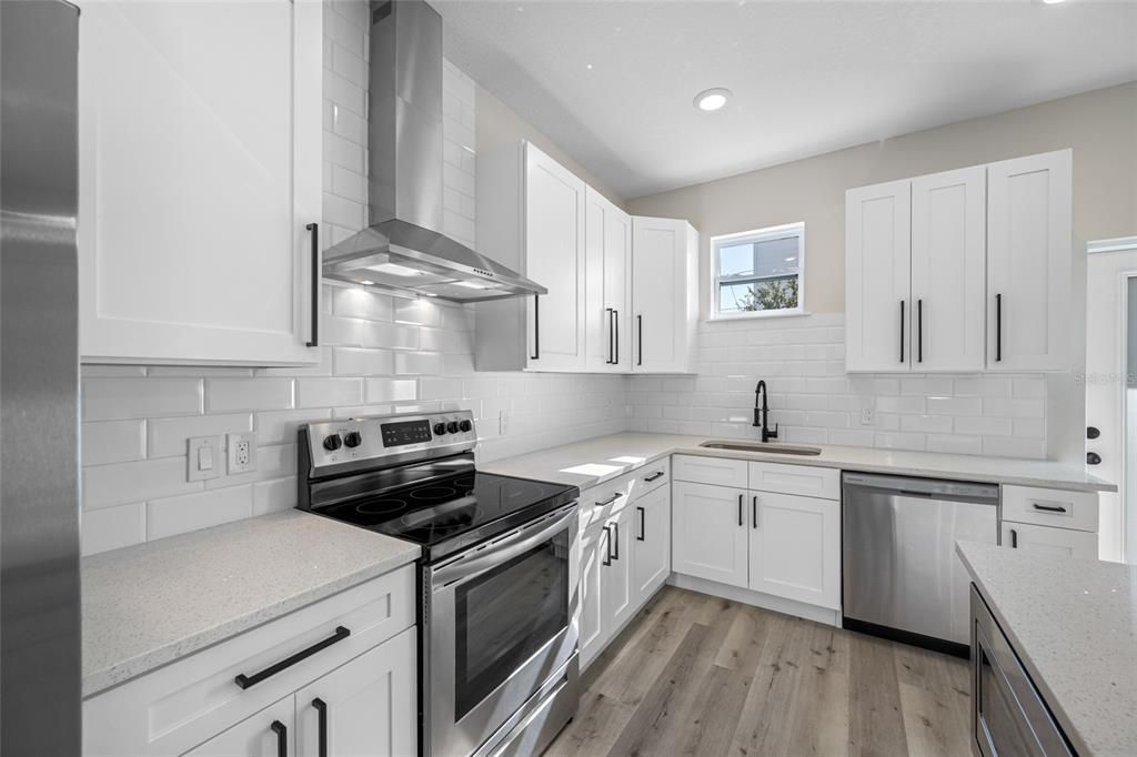 For Rent: $4,500 (3 beds, 2 baths, 2048 Square Feet)