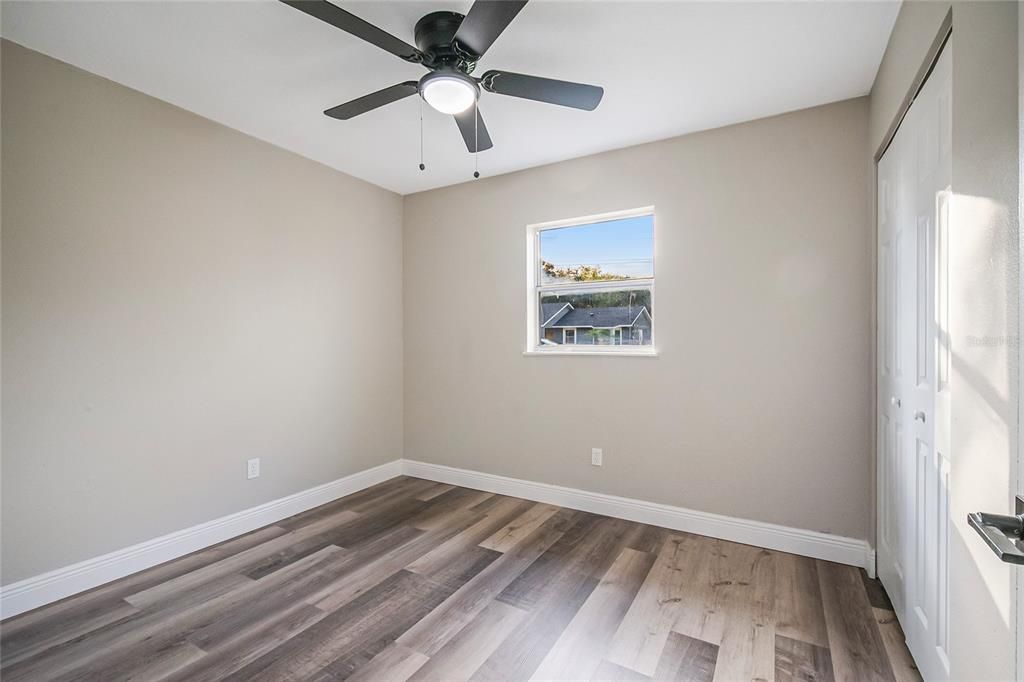 For Sale: $274,500 (3 beds, 1 baths, 920 Square Feet)