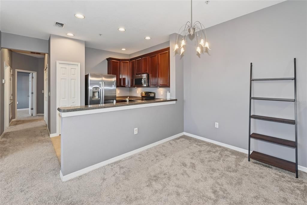 For Rent: $1,750 (2 beds, 2 baths, 1036 Square Feet)