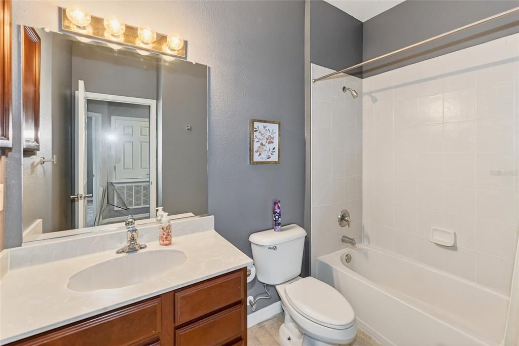 For Rent: $1,750 (2 beds, 2 baths, 1036 Square Feet)