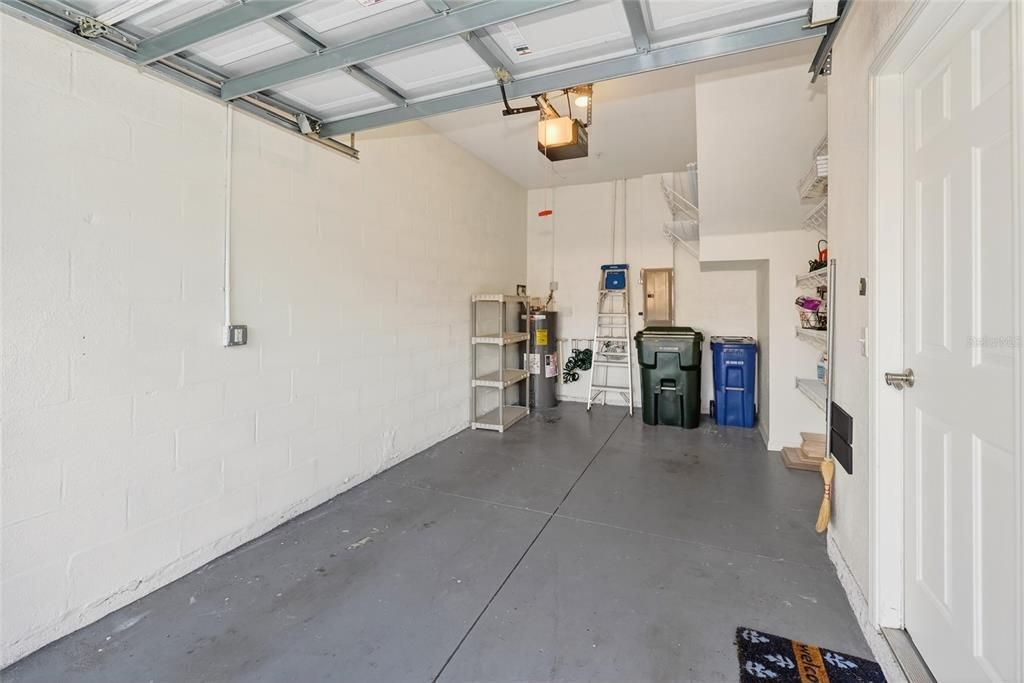 For Rent: $1,750 (2 beds, 2 baths, 1036 Square Feet)