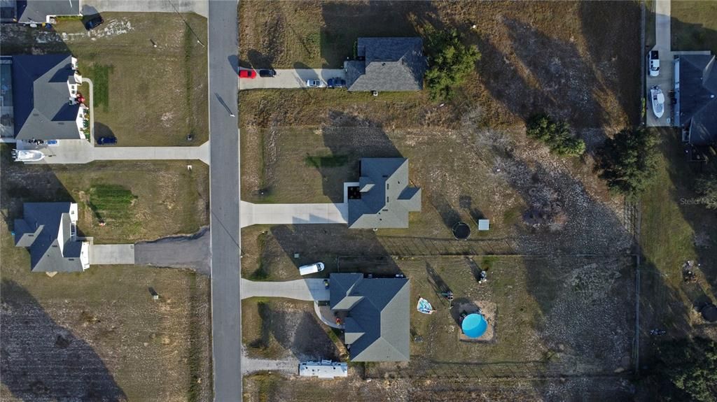 En Venta: $407,500 (4 camas, 2 baños, 1556 Pies cuadrados)