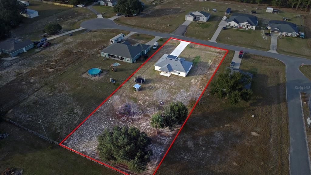 En Venta: $407,500 (4 camas, 2 baños, 1556 Pies cuadrados)