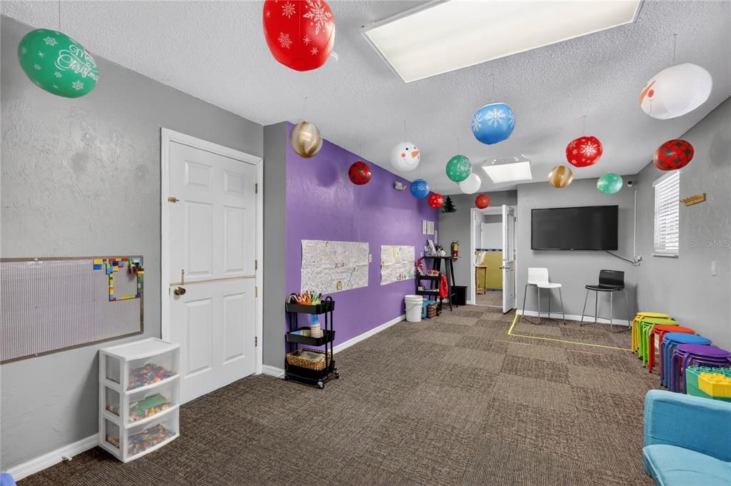 For Sale: $1,825,000 (0 beds, 0 baths, 8678 Square Feet)