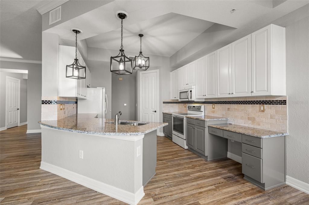 En Renta: $1,950 (2 camas, 2 baños, 1698 Pies cuadrados)