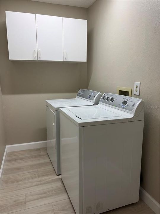 待售: $275,500 (2 贝兹, 2 浴室, 1132 平方英尺)