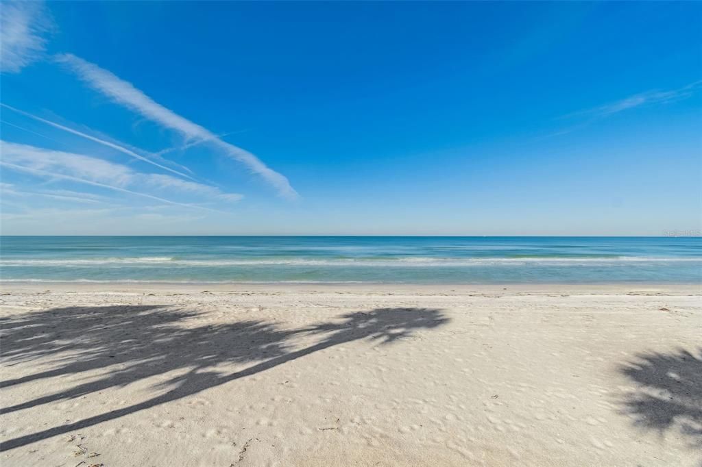 待售: $9,000,000 (6 贝兹, 5 浴室, 6958 平方英尺)