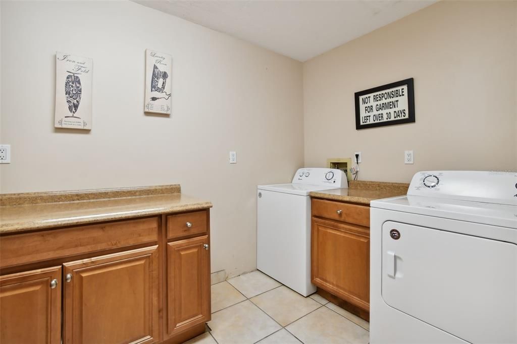 待售: $9,000,000 (6 贝兹, 5 浴室, 6958 平方英尺)