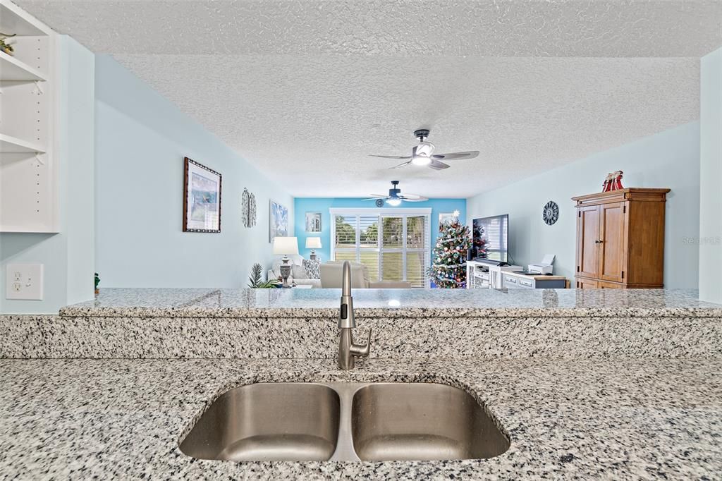 待售: $344,900 (2 贝兹, 2 浴室, 1400 平方英尺)