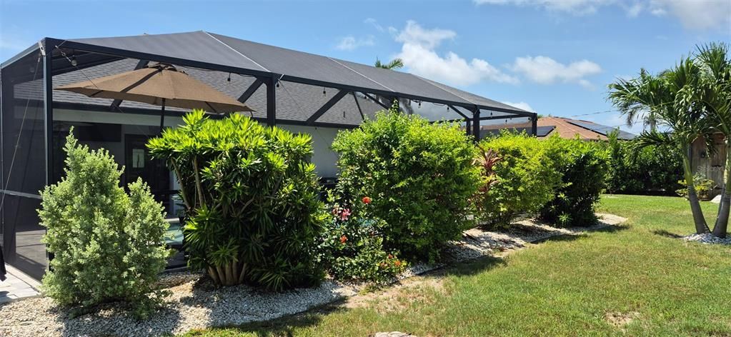 For Sale: $549,999 (4 beds, 2 baths, 1718 Square Feet)