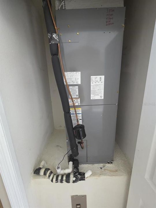 На продажу: $259,000 (3 спален, 2 ванн, 1539 Квадратных фут)