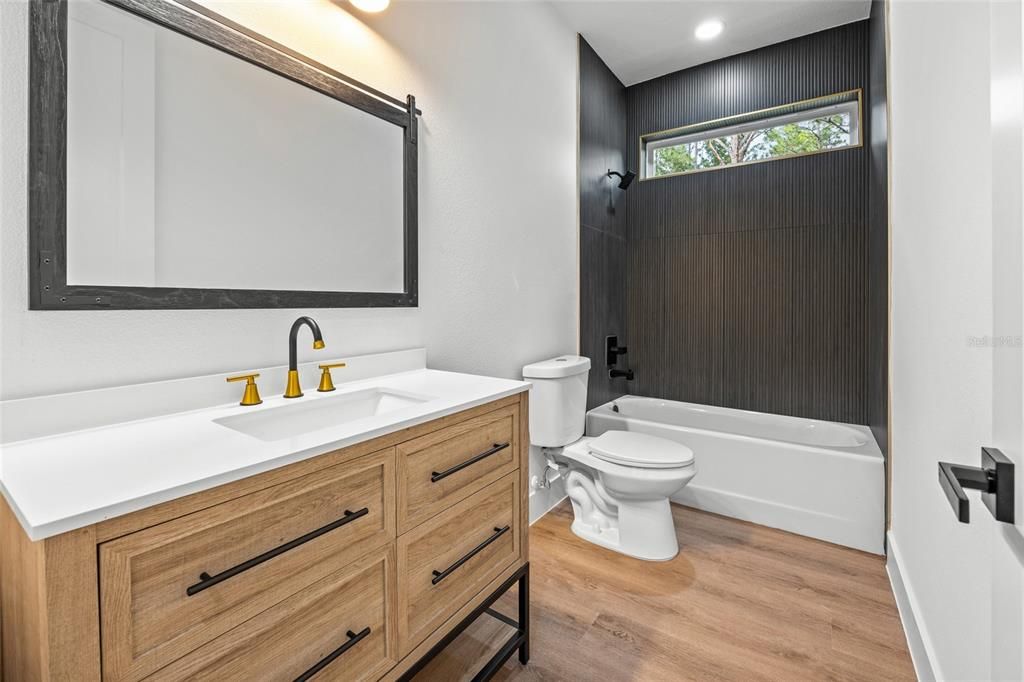 En Venta: $489,900 (4 camas, 2 baños, 2073 Pies cuadrados)