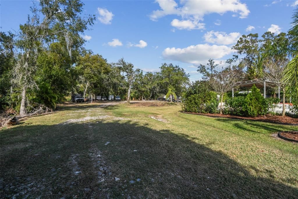 For Sale: $400,000 (4 beds, 2 baths, 1976 Square Feet)