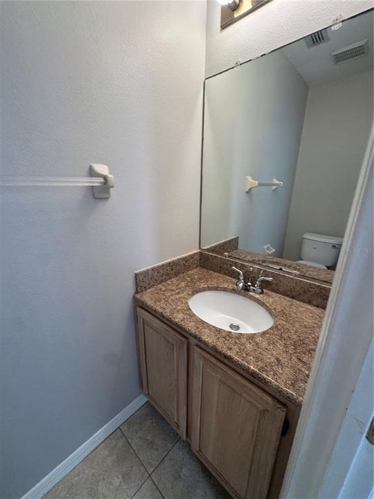 For Rent: $2,400 (4 beds, 2 baths, 2815 Square Feet)