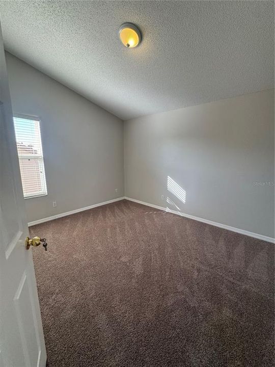 For Rent: $2,400 (4 beds, 2 baths, 2815 Square Feet)