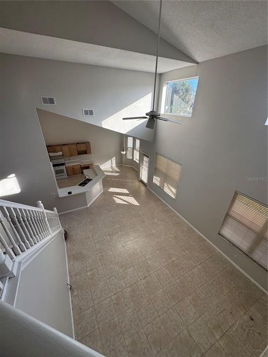 For Rent: $2,400 (4 beds, 2 baths, 2815 Square Feet)