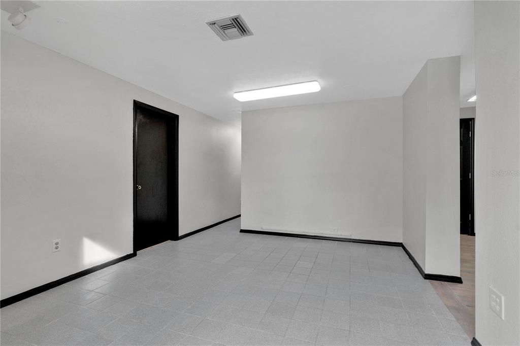 待售: $1,000,000 (0 贝兹, 0 浴室, 5814 平方英尺)