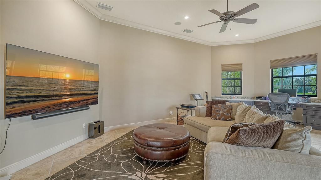 На продажу: $2,900,000 (4 спален, 4 ванн, 4671 Квадратных фут)