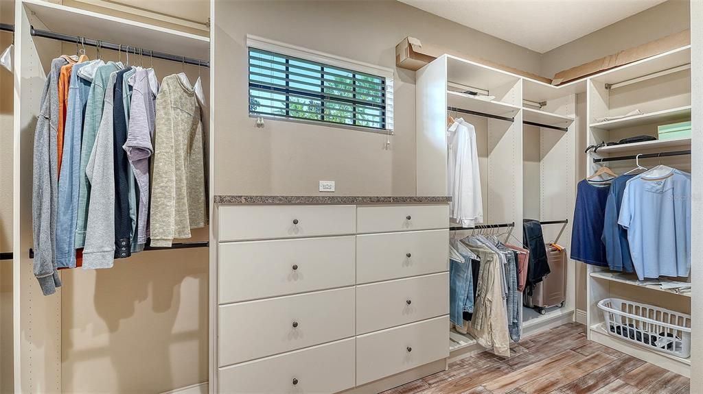 На продажу: $2,900,000 (4 спален, 4 ванн, 4671 Квадратных фут)