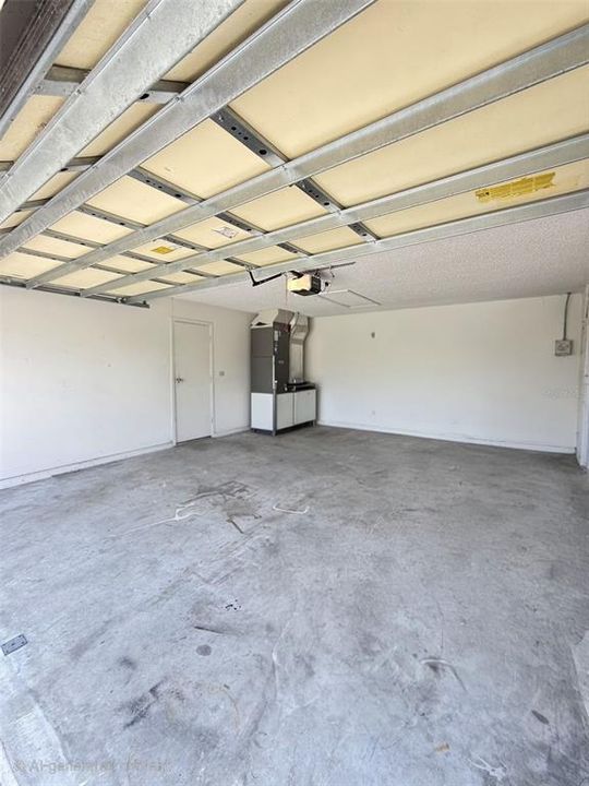 For Sale: $399,000 (3 beds, 2 baths, 2020 Square Feet)