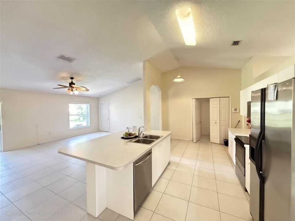 For Sale: $399,000 (3 beds, 2 baths, 2020 Square Feet)