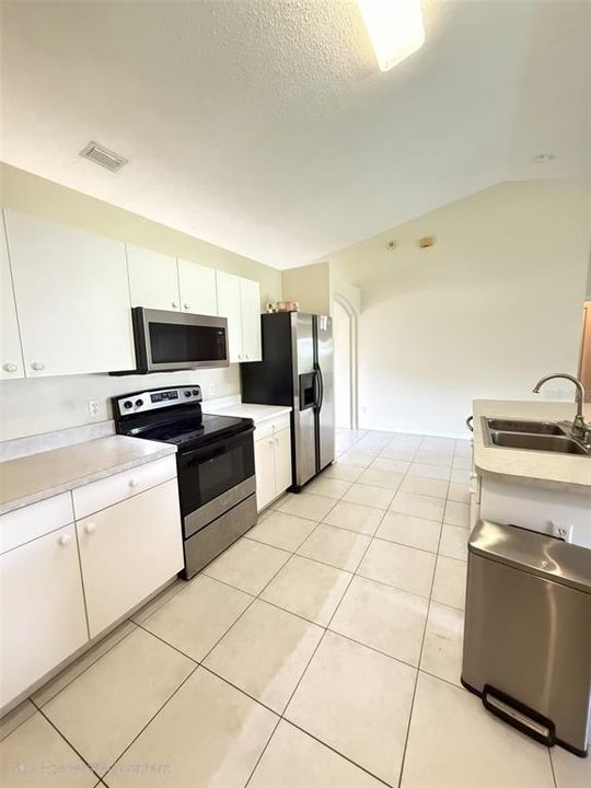 For Sale: $399,000 (3 beds, 2 baths, 2020 Square Feet)