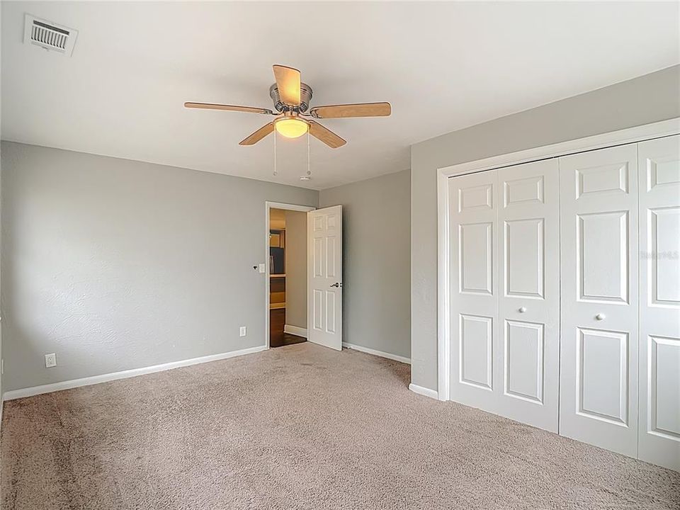 Под контрактом: $519,900 (3 спален, 2 ванн, 2220 Квадратных фут)