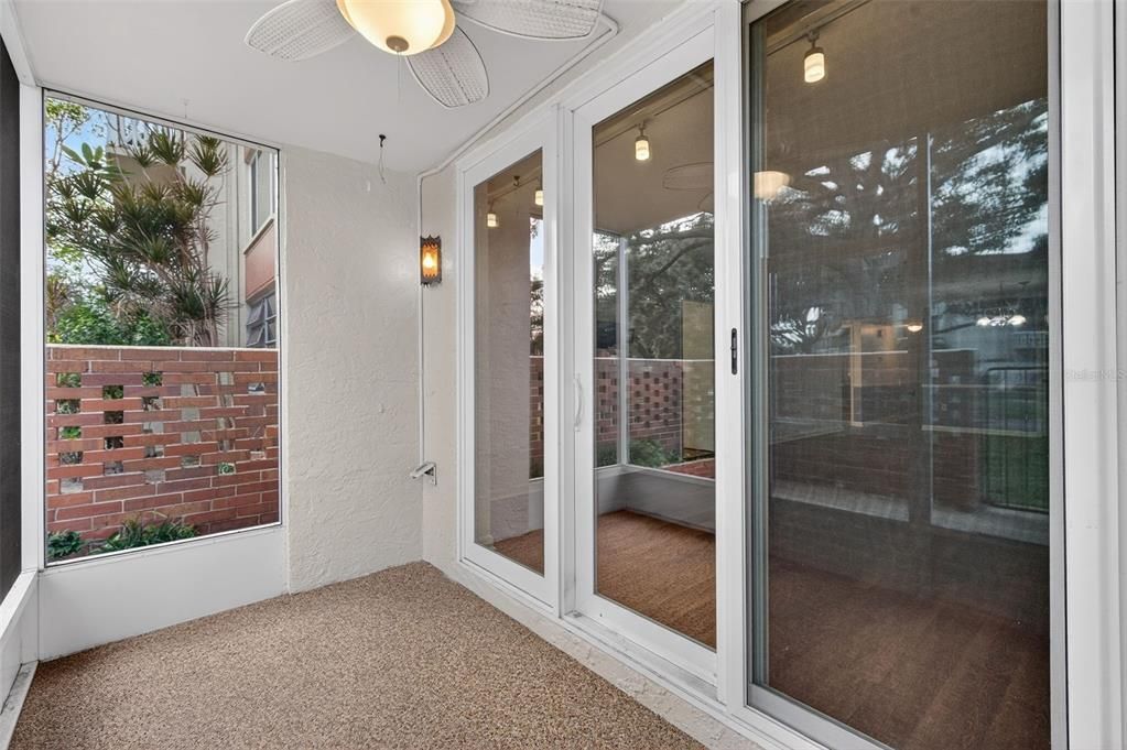 For Sale: $180,000 (2 beds, 2 baths, 1150 Square Feet)