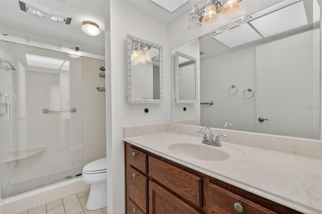 For Sale: $180,000 (2 beds, 2 baths, 1150 Square Feet)